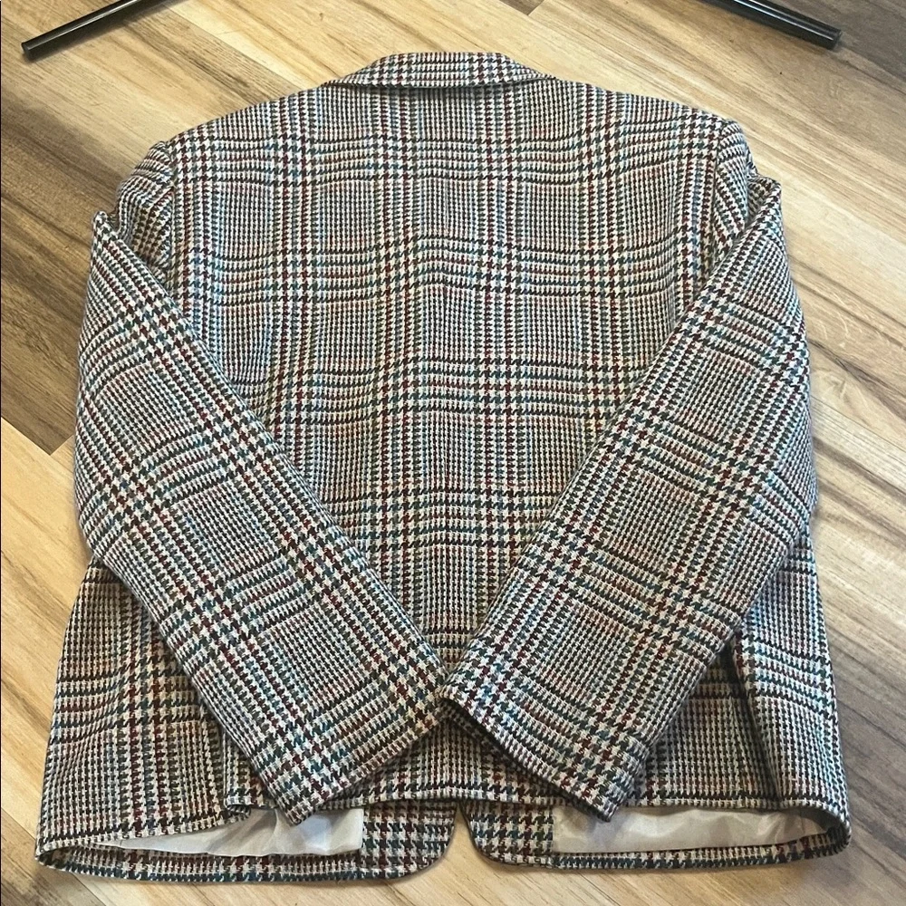 Gray 100% wool Checkered Blazer by Graff
